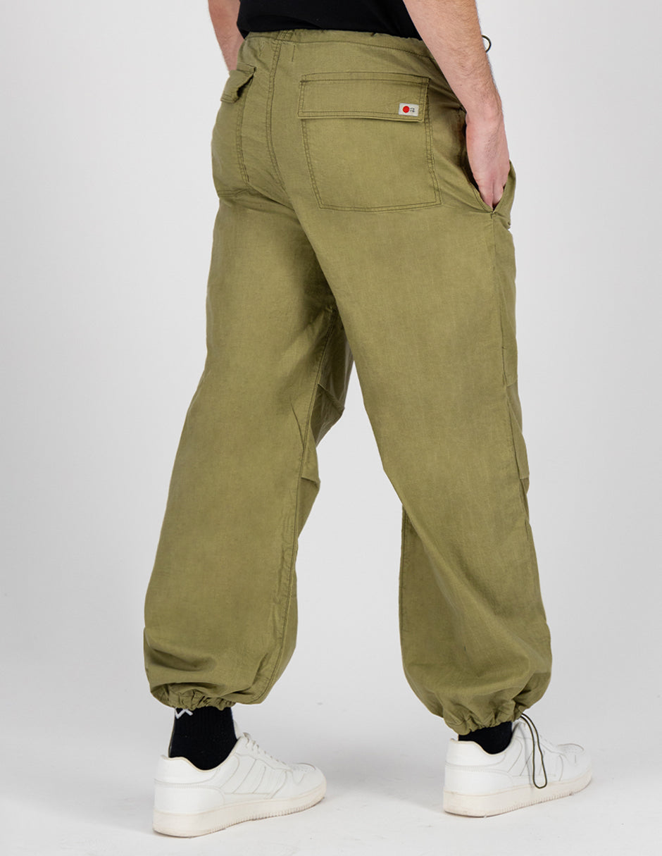 Pantalón Parachute Verde Kazu